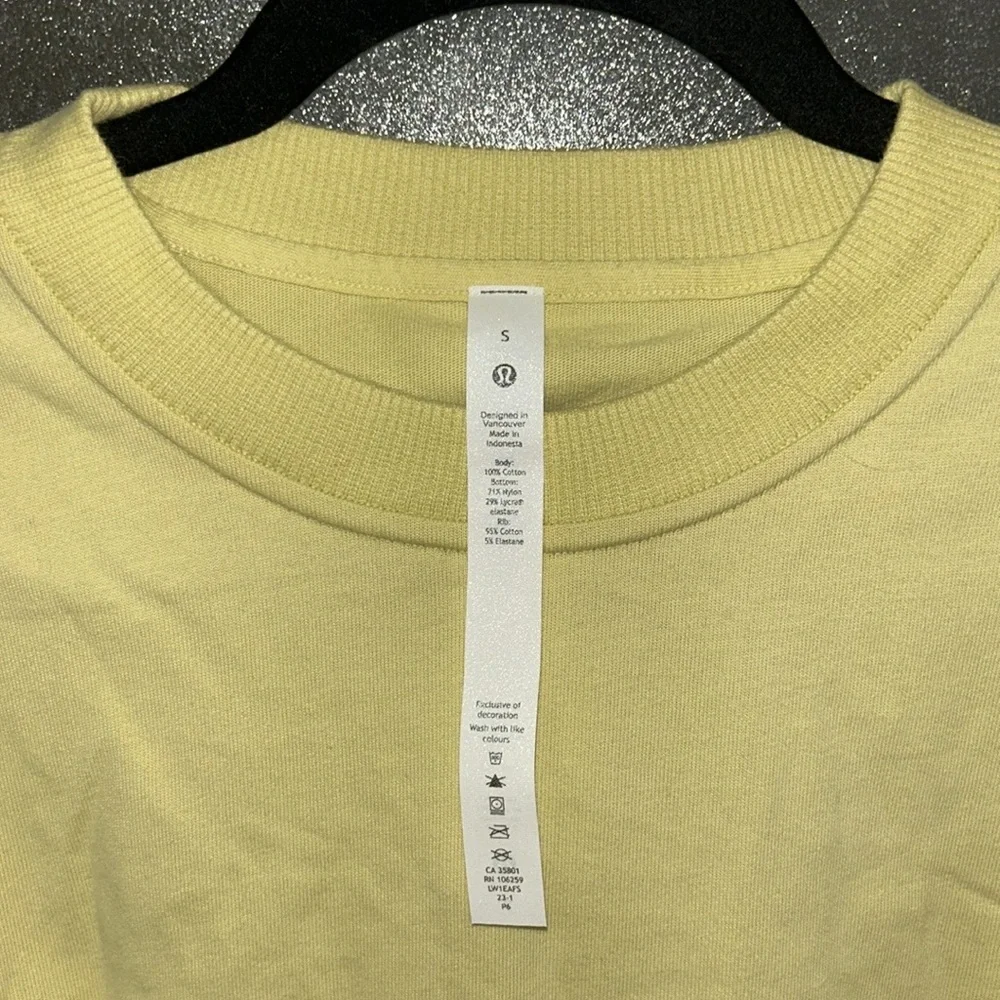 🩷FIRM PRICE🩷 Lululemon Heavy Weight T shirt Bodysuit